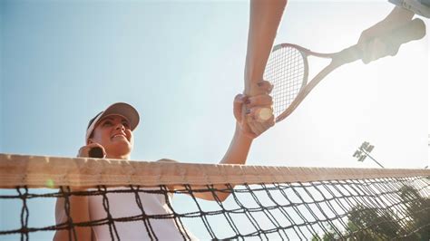 people who play racket sports live longer